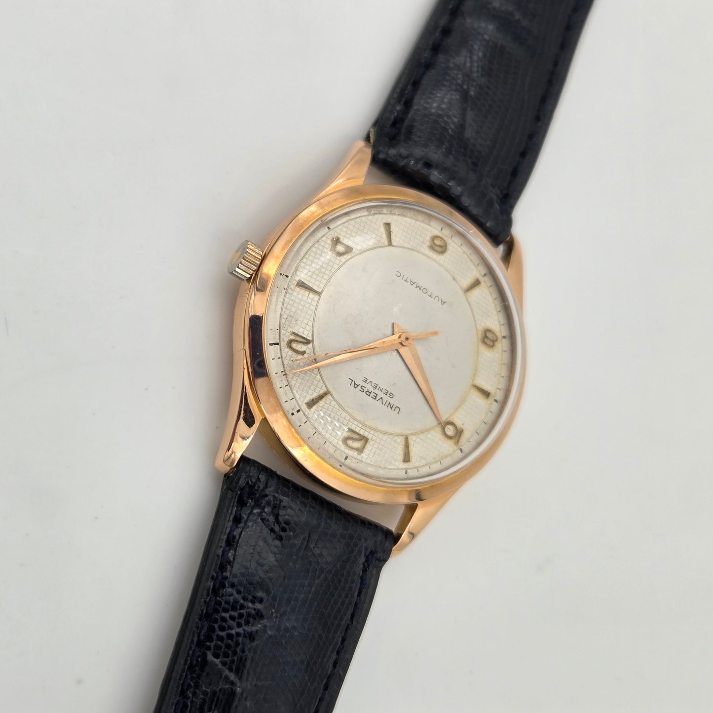 Universal Genève Vintage - Pre-Polerouter