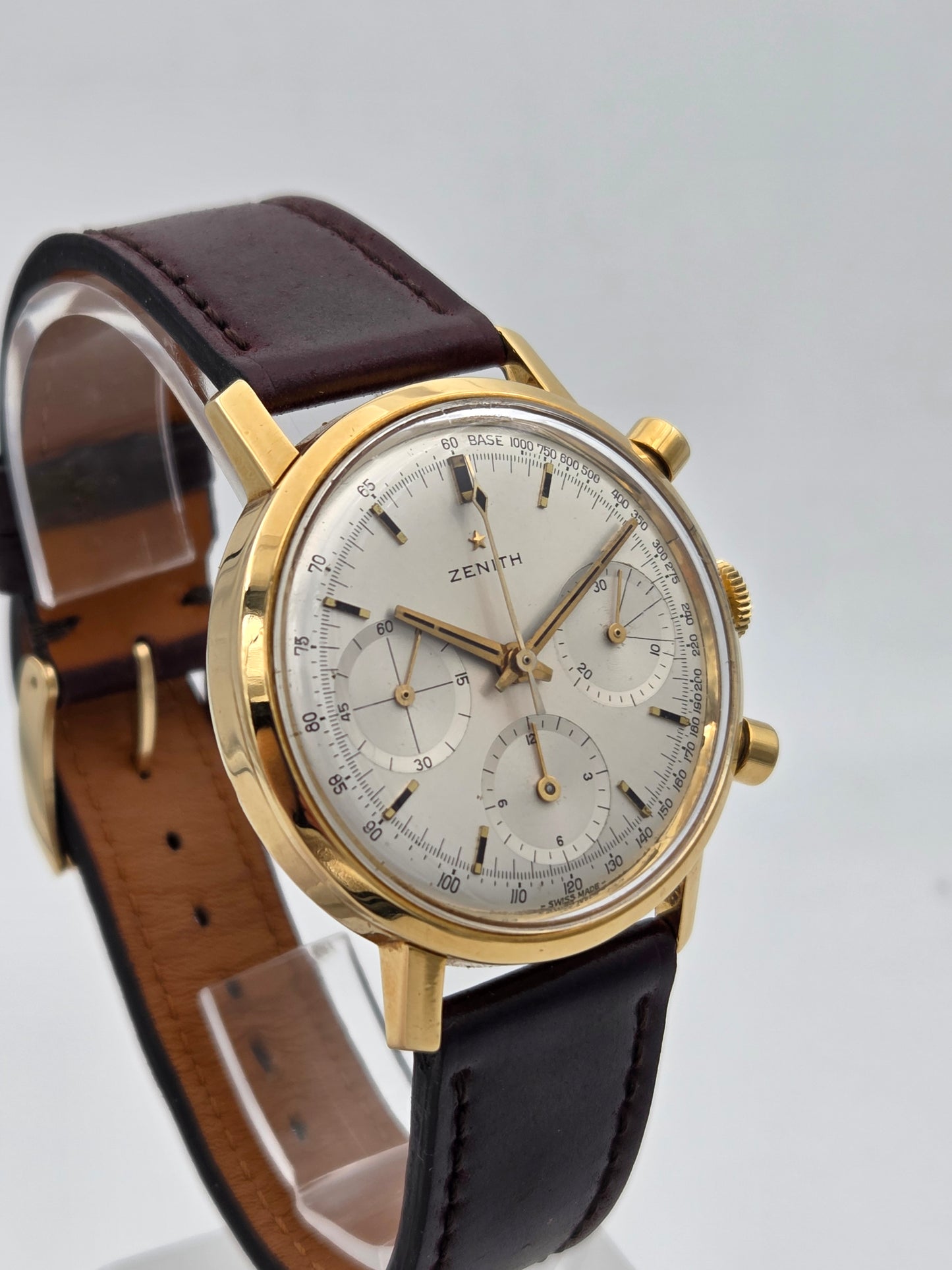 Vintage zenith chronograph stellina 37mm 18k gold cal 146hp 1960