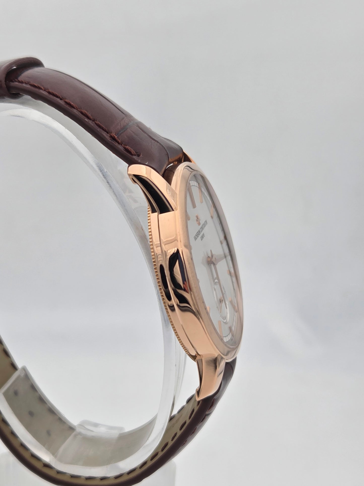 Vacheron Constantin Traditionnelle Manual-Winding Small Seconds, Ref. 82172/000R-9382 in 18k Rose Gold, Mint, Papers 2012