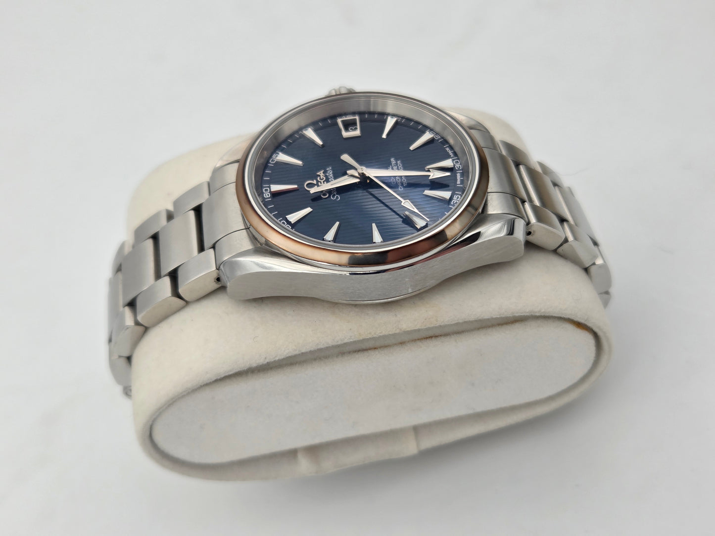Omega aqua terra 39mm blue dial Skyfall James bond 231.10.39.21.03.001