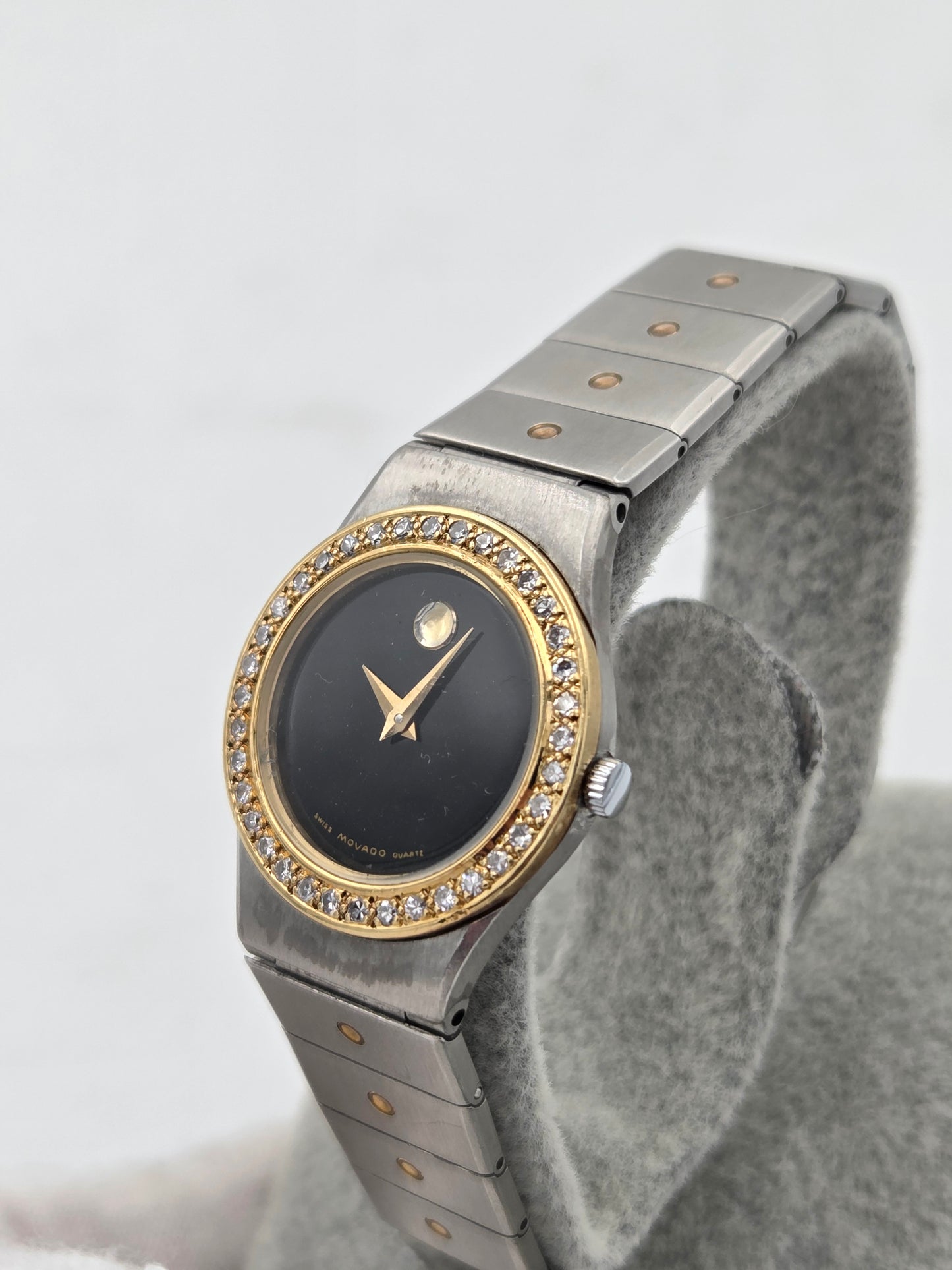Movado museum lady 24mm quartz diamonds steel and gold 85a1836