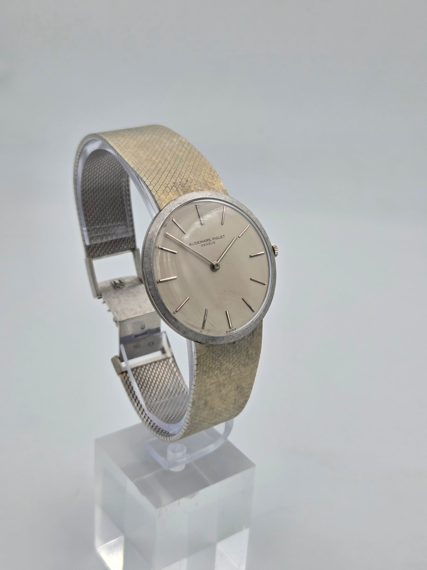 Audemars Piguet vintage disco volante white gold 34mm