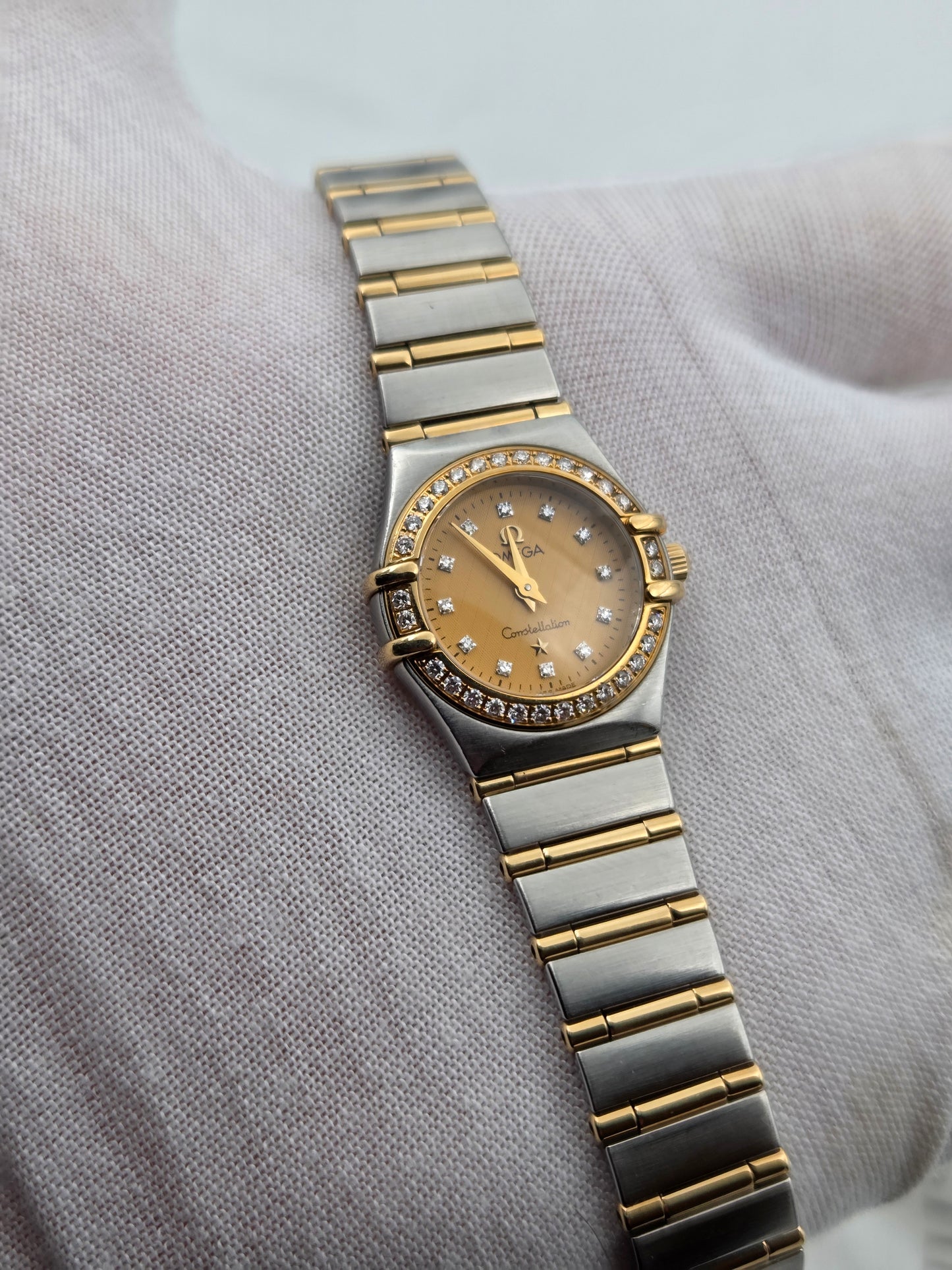 Omega lady constellation 22mm diamonds steel and gold ref 1267.75.00