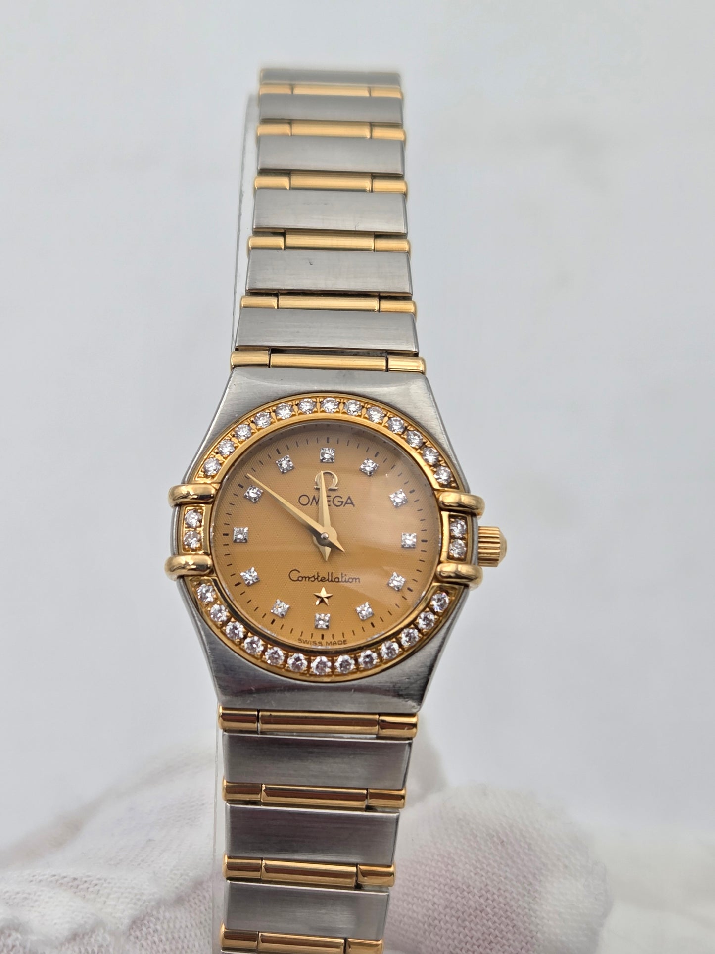Omega lady constellation 22mm diamonds steel and gold ref 1267.75.00