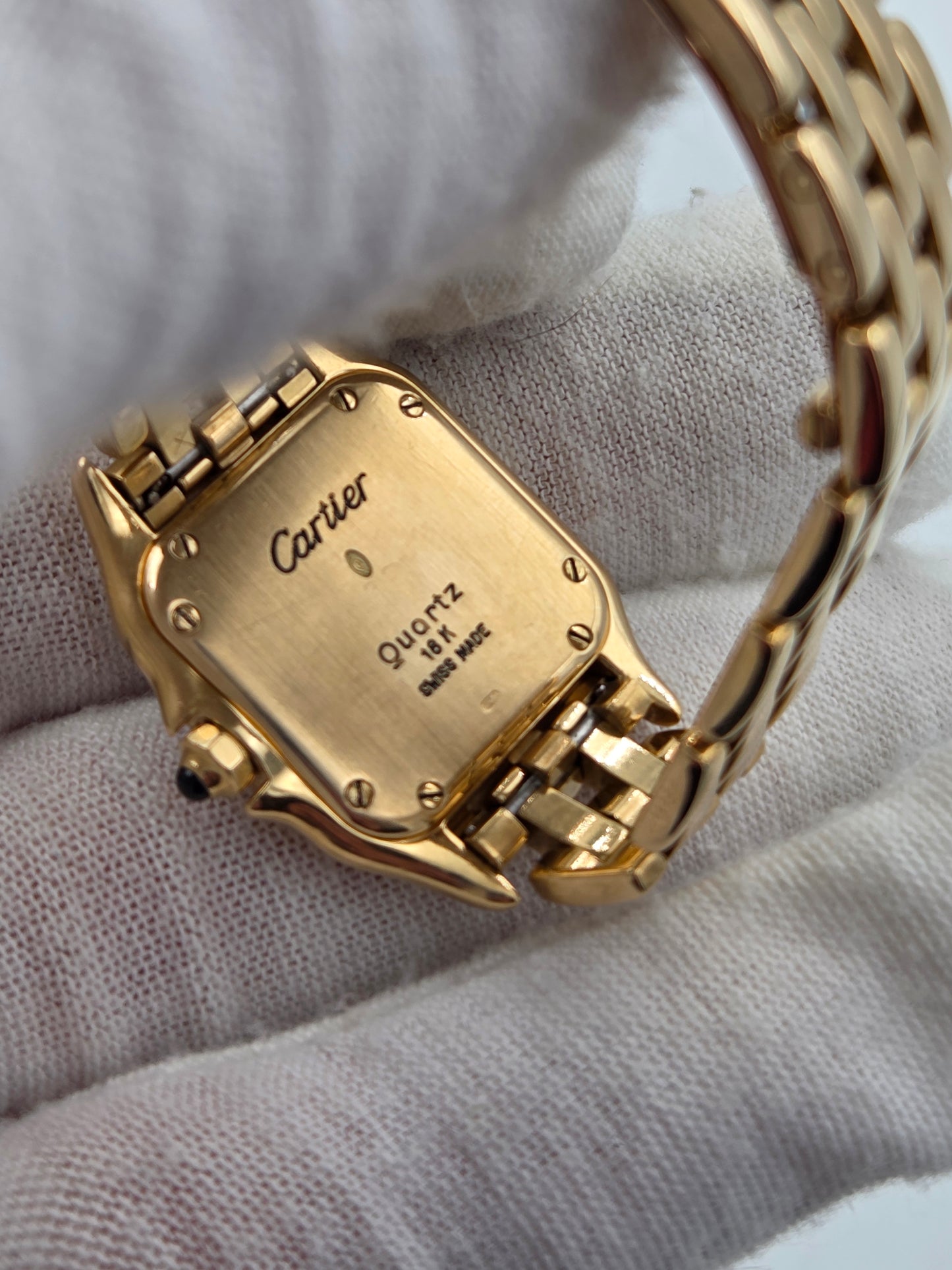 Cartier panthère small 18k gold 86691 box. Serviced