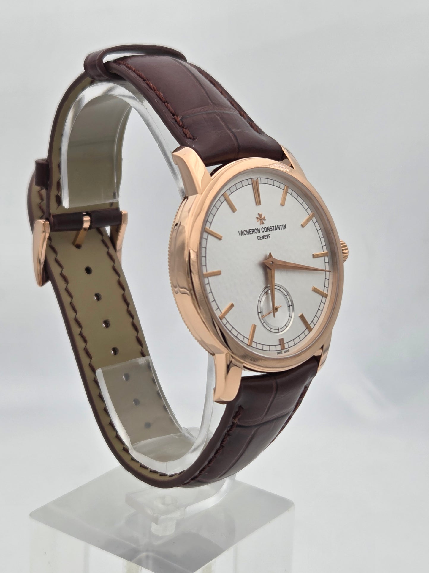 Vacheron Constantin Traditionnelle Manual-Winding Small Seconds, Ref. 82172/000R-9382 in 18k Rose Gold, Mint, Papers 2012