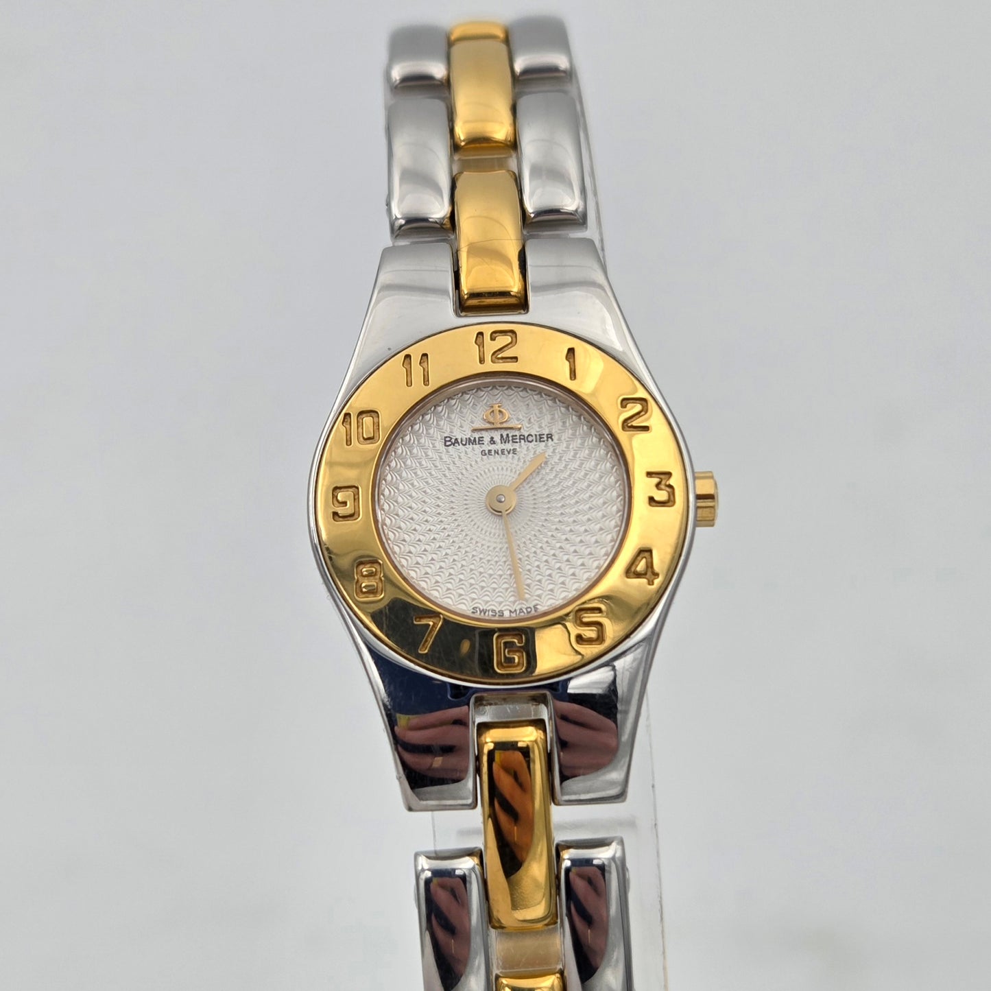 Baume et Mercier linea quartz 22mm guilloché dial mv045203