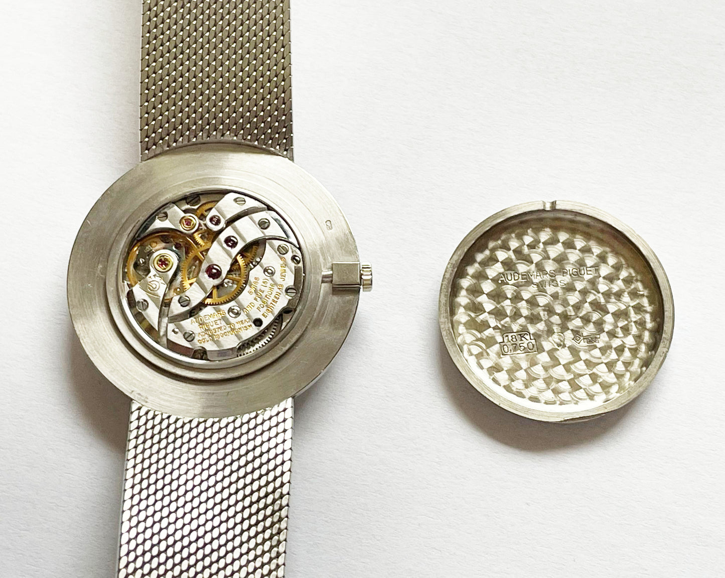 Audemars Piguet Vintage “Disco Volante” in 18k White Gold, 34mm (Manual Movement)