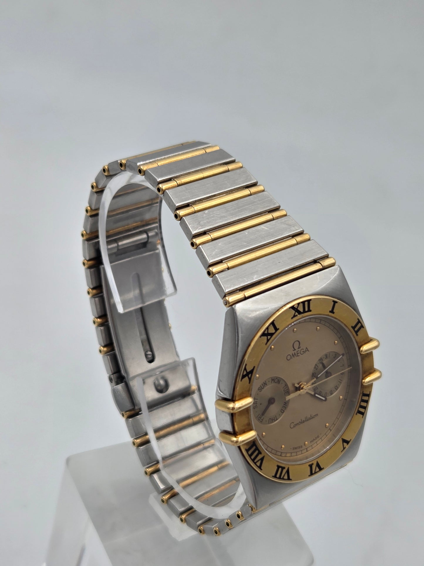 Omega Constellation day date owl Manhattan ref 396.1070 397.1080 steel and gold full bar