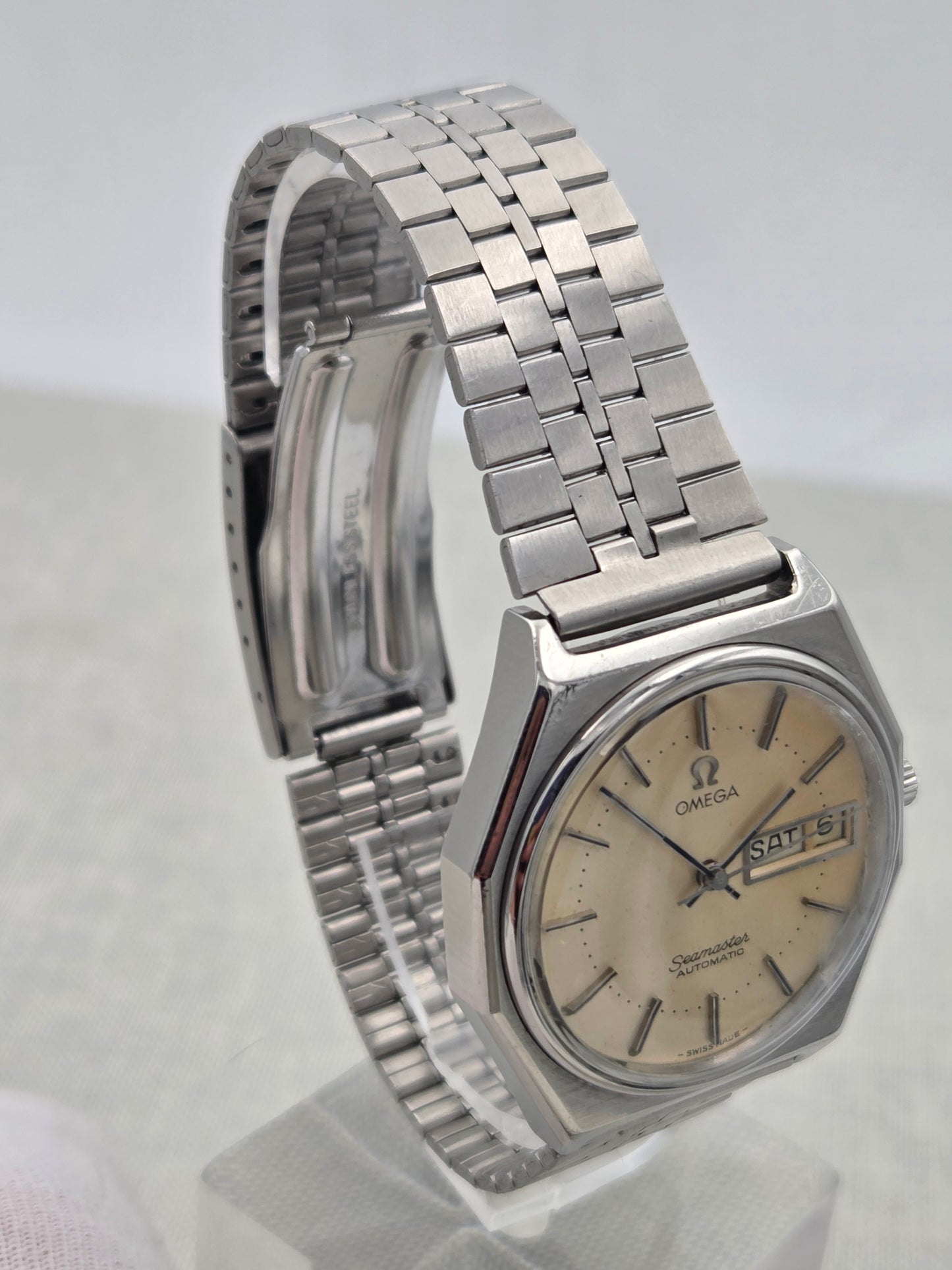 Omega seamaster rare octagonal day date automatic 36mm 166.0258