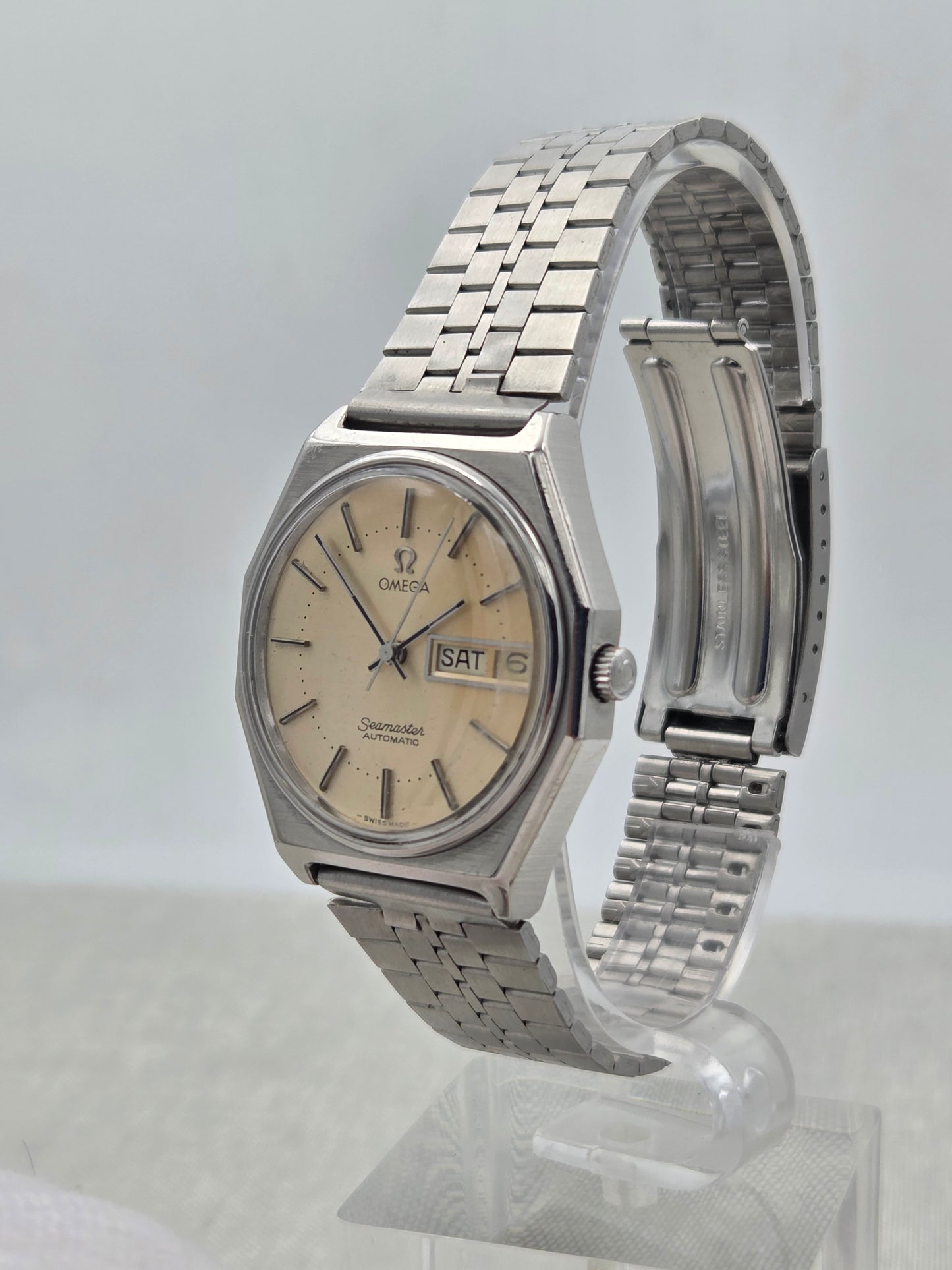 Omega seamaster rare octagonal day date automatic 36mm 166.0258