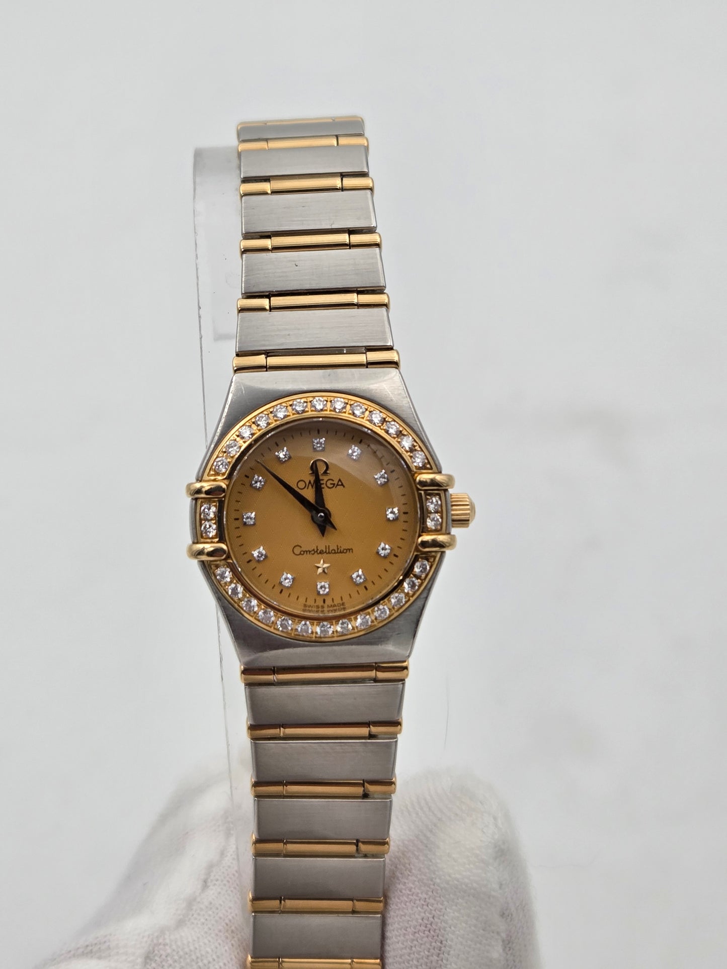 Omega lady constellation 22mm diamonds steel and gold ref 1267.75.00