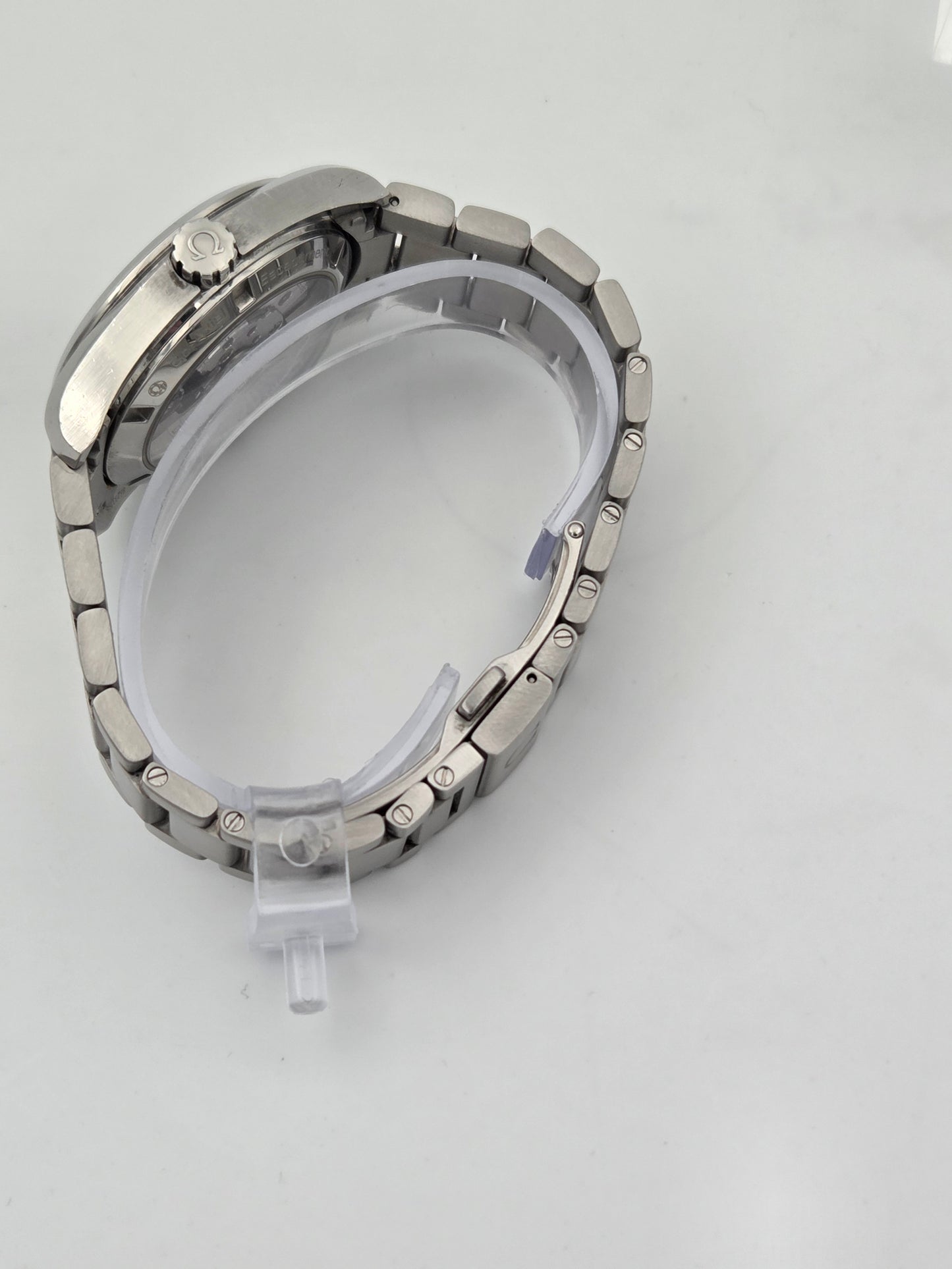 Omega aqua terra Skyfall 231.10.39.21.03.001 blue dial