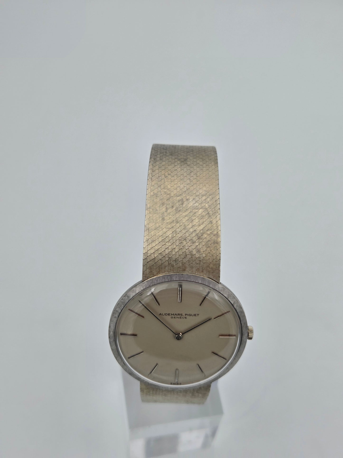 Audemars Piguet vintage disco volante white gold 34mm