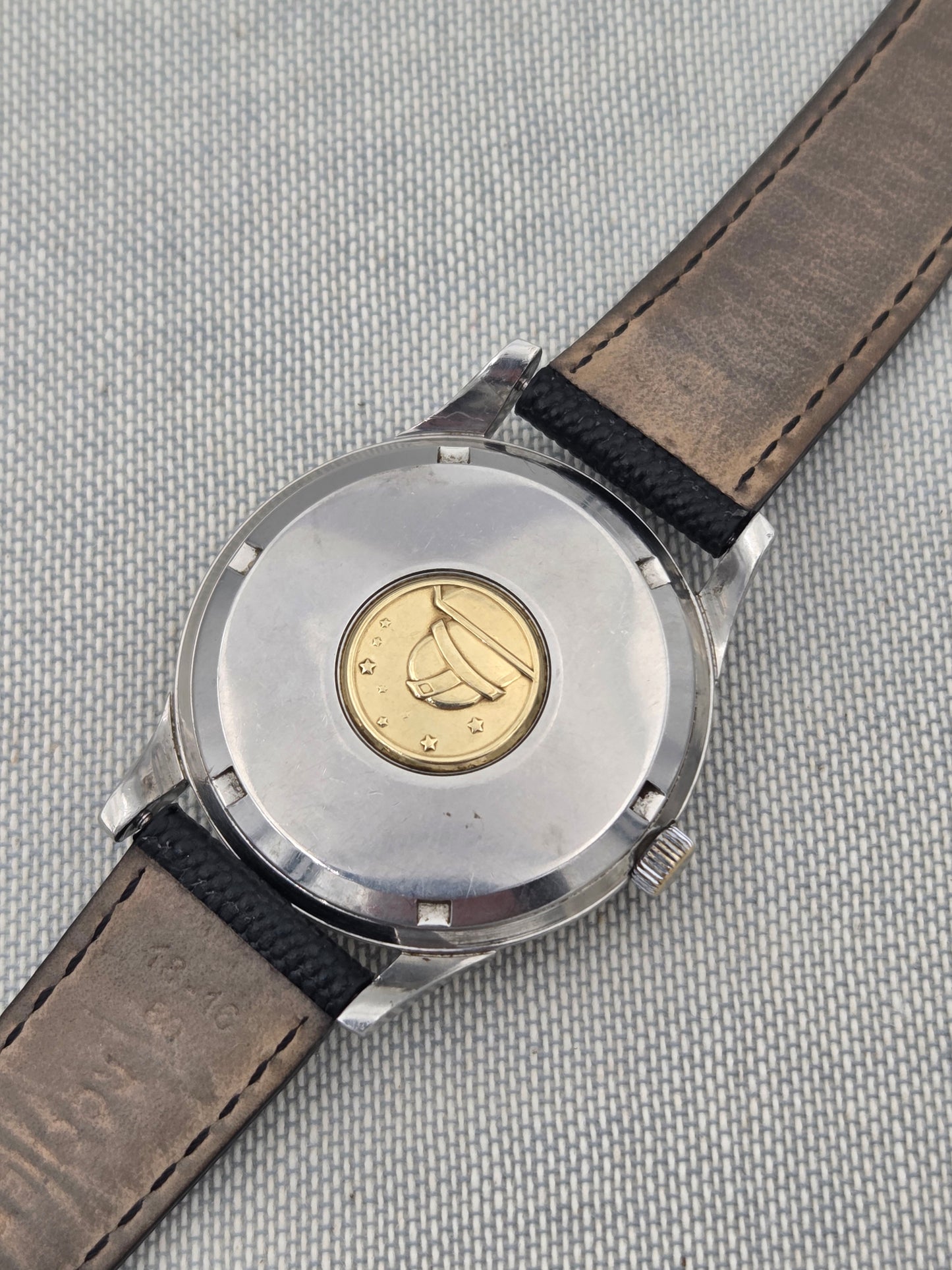 Omega constellation jumbo 37mm 168.001 rare asian only release