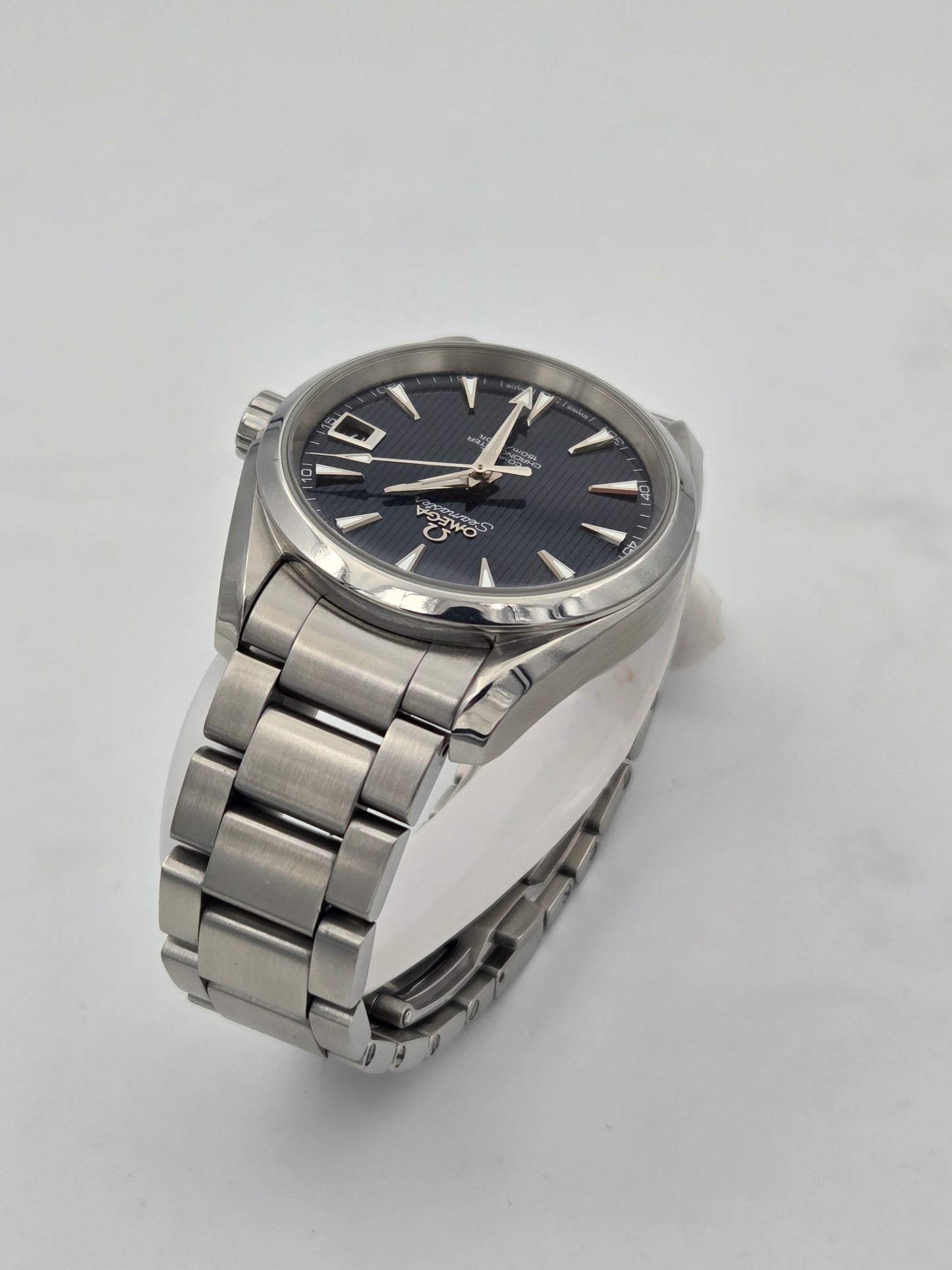 Omega aqua terra Skyfall 231.10.39.21.03.001 blue dial