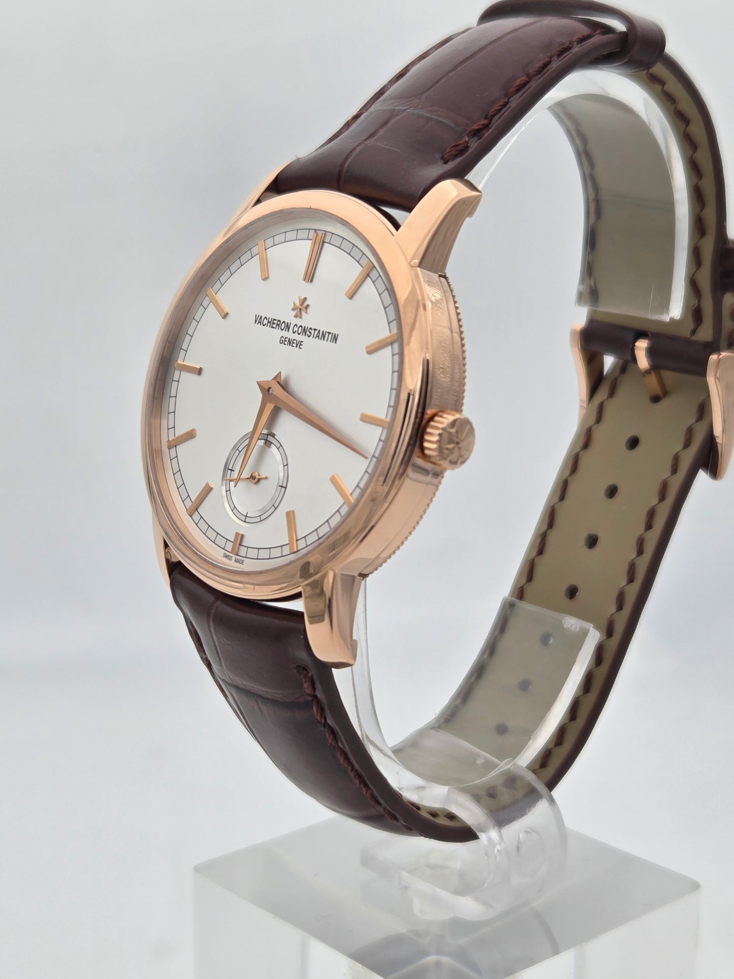Vacheron Constantin Traditionnelle Manual-Winding Small Seconds, Ref. 82172/000R-9382 in 18k Rose Gold, Mint, Papers 2012