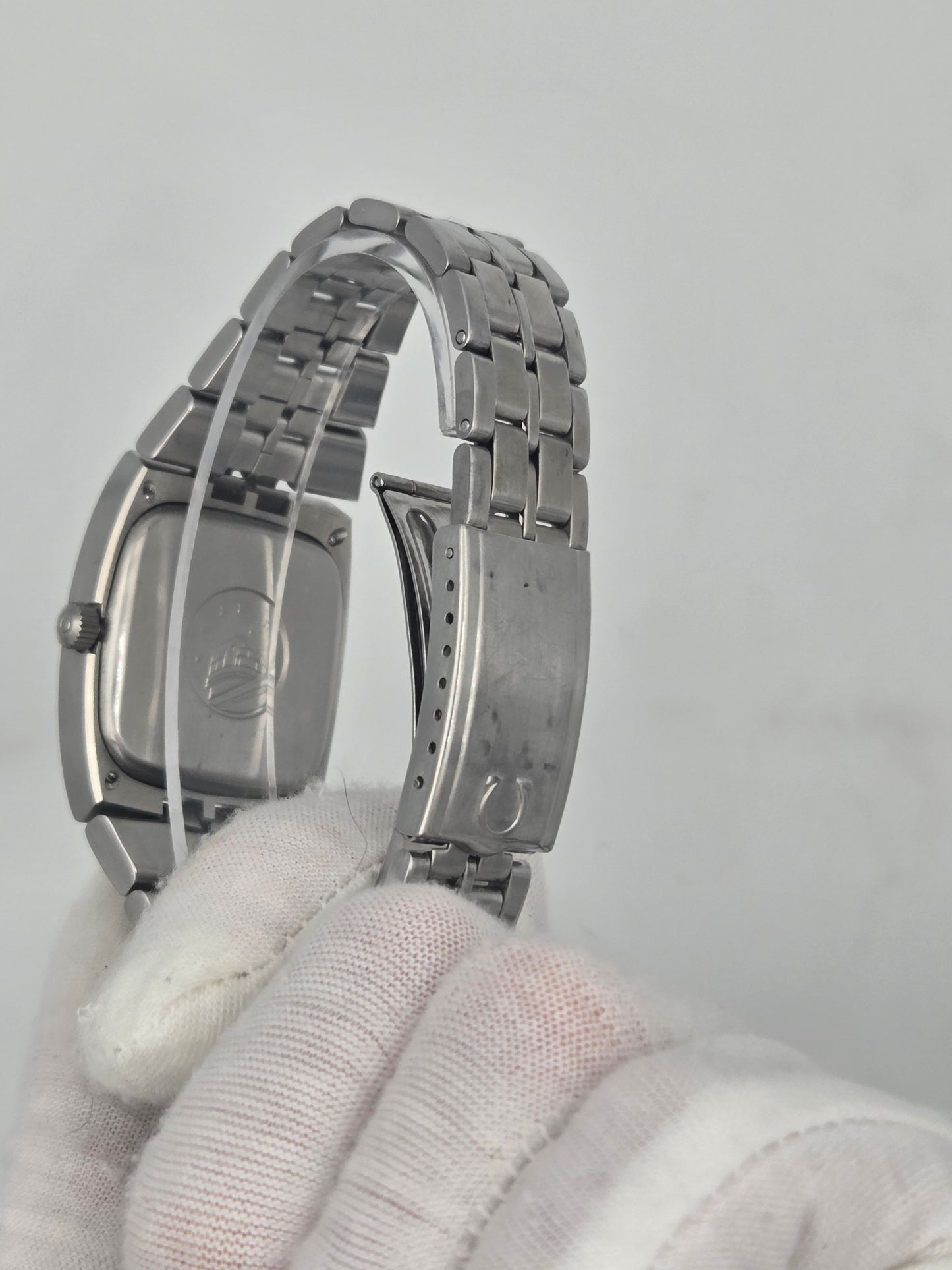 Omega Constellation chronometer tv case 168.047
