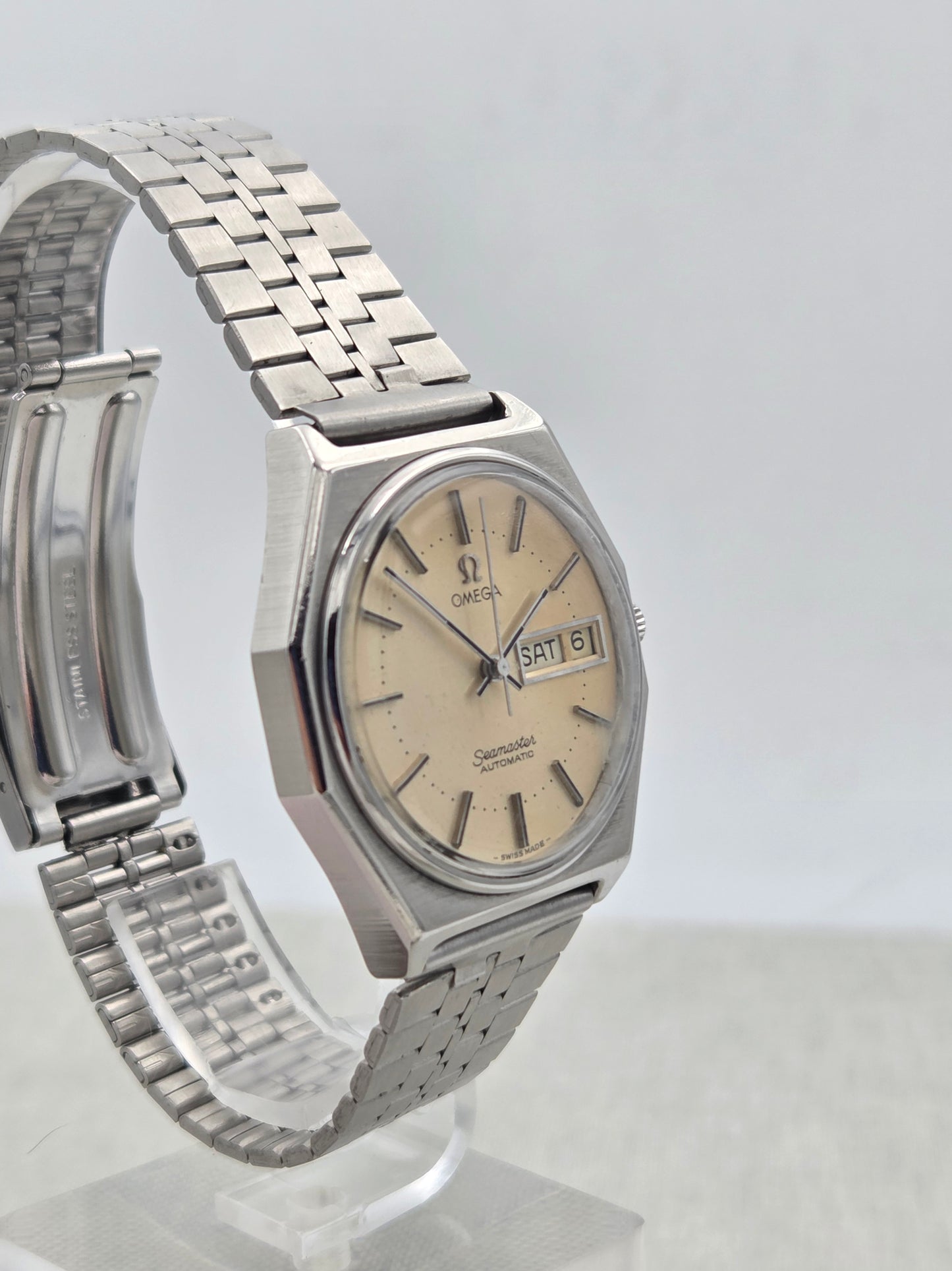Omega seamaster rare octagonal day date automatic 36mm 166.0258