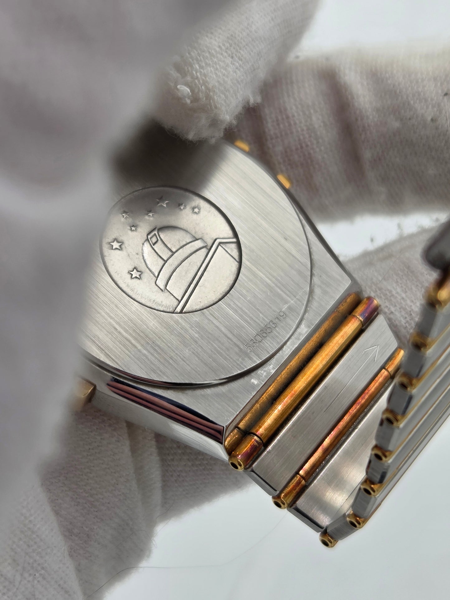Omega Constellation date  Manhattan ref 396.1070 397.1080