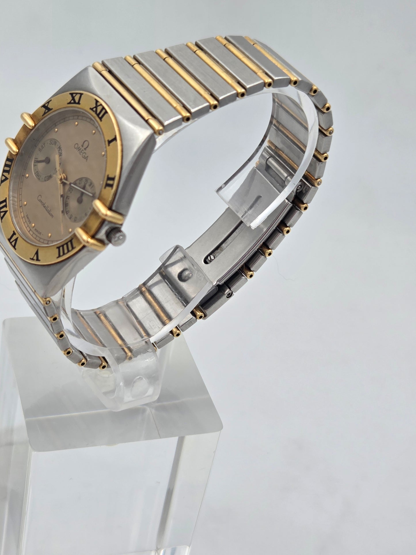 Omega Constellation day date owl Manhattan ref 396.1070 397.1080 steel and gold full bar