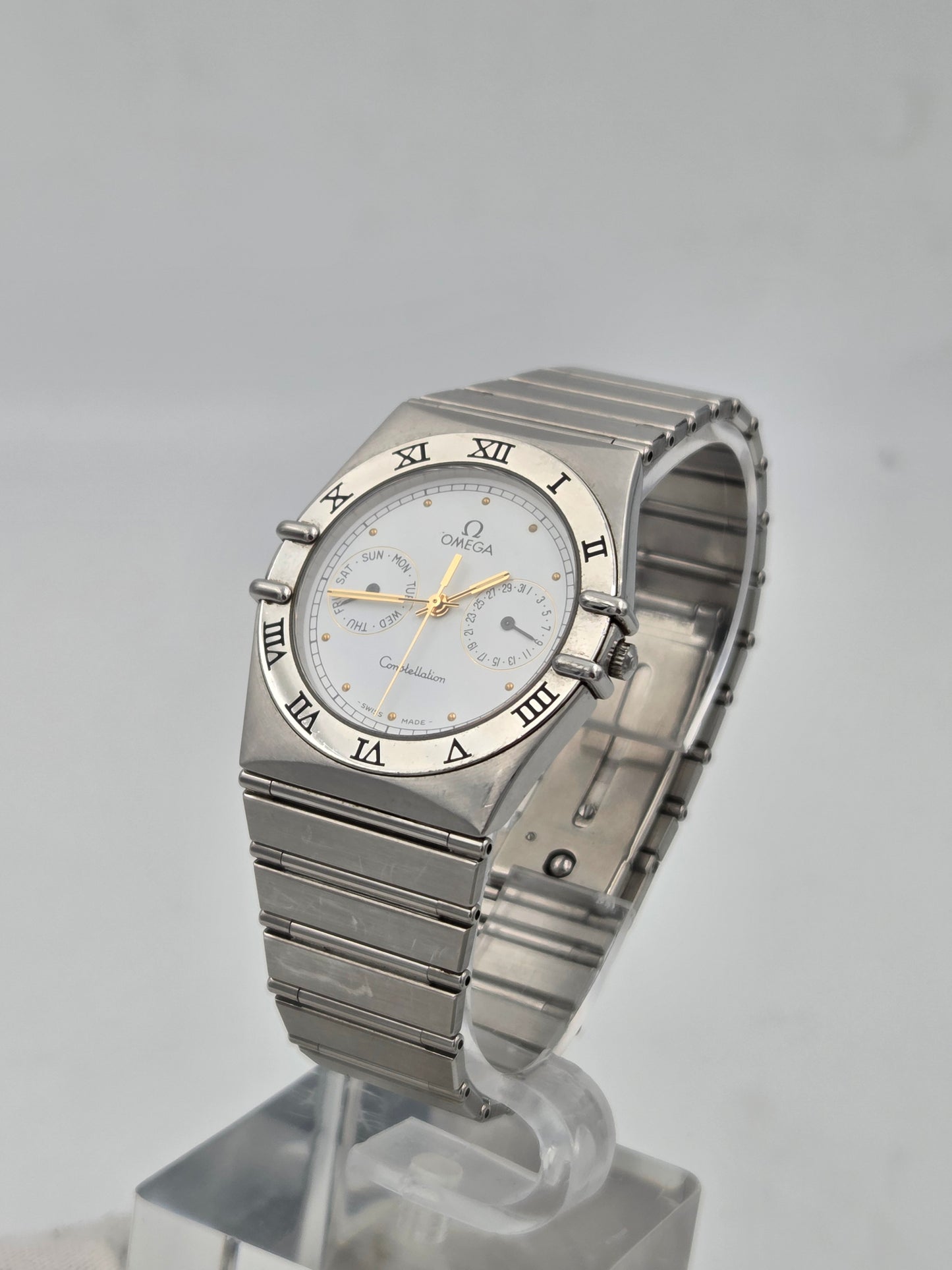 Omega Constellation day date owl Manhattan ref 396.1070 397.1080