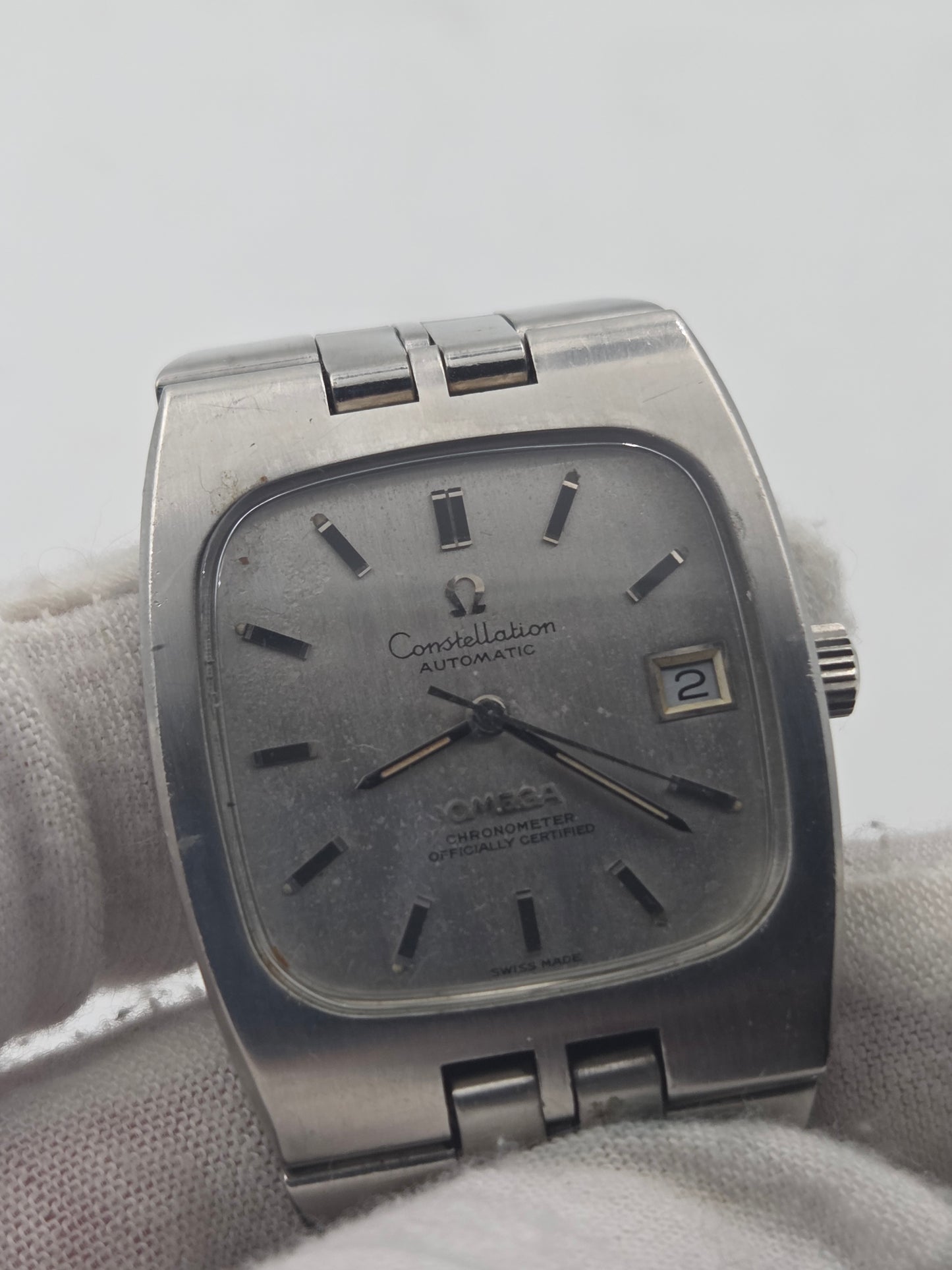 Omega Constellation chronometer tv case 168.047
