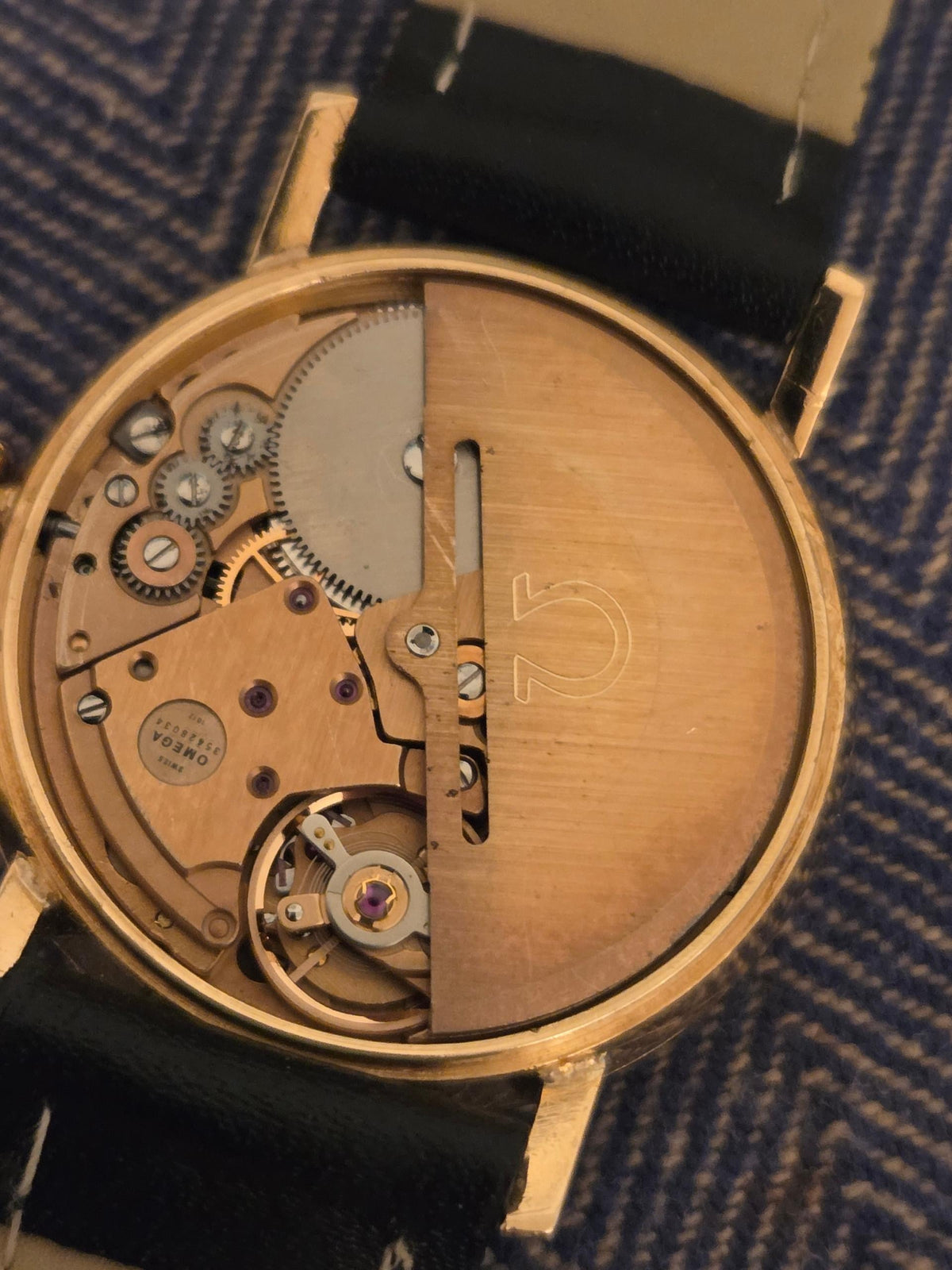 Omega Genève 18k gold , serviced, Genève automatic
