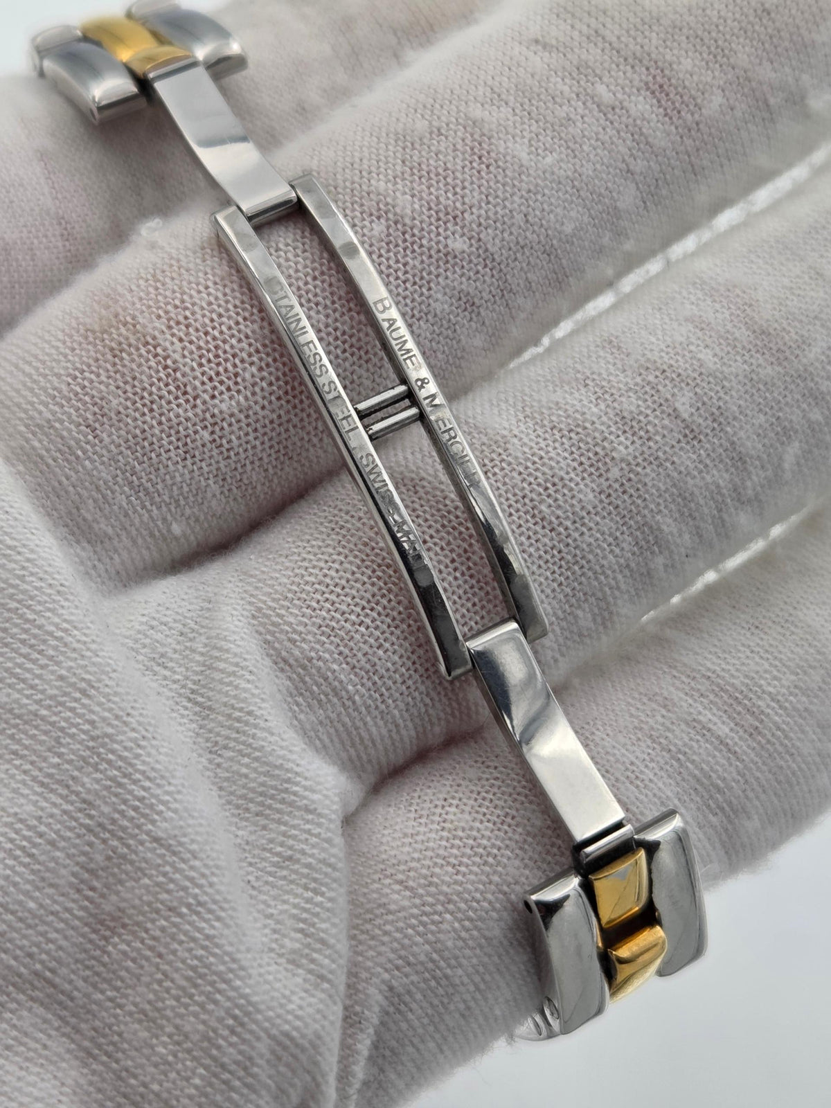 Baume & Mercier Linea Mother of pearl dial mop 22mm (371)