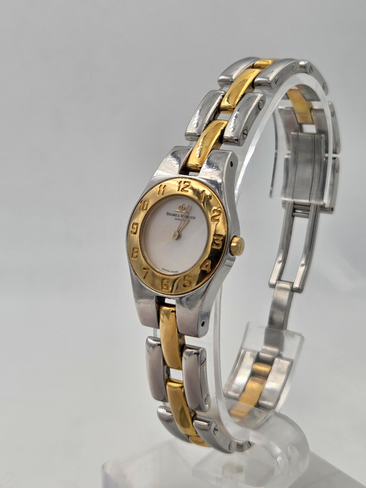 Baume & Mercier Linea Mother of pearl dial mop 22mm (371)