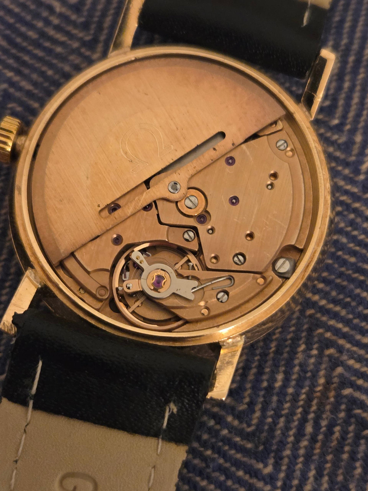 Omega Genève 18k gold , serviced, Genève automatic