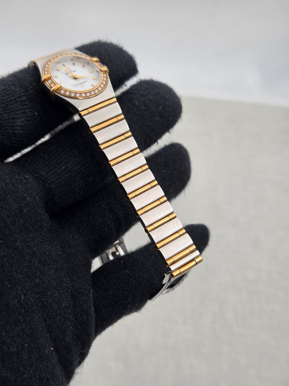 Omega Constellation 895.1203 mother of pearl MOP mini 22mm (568)