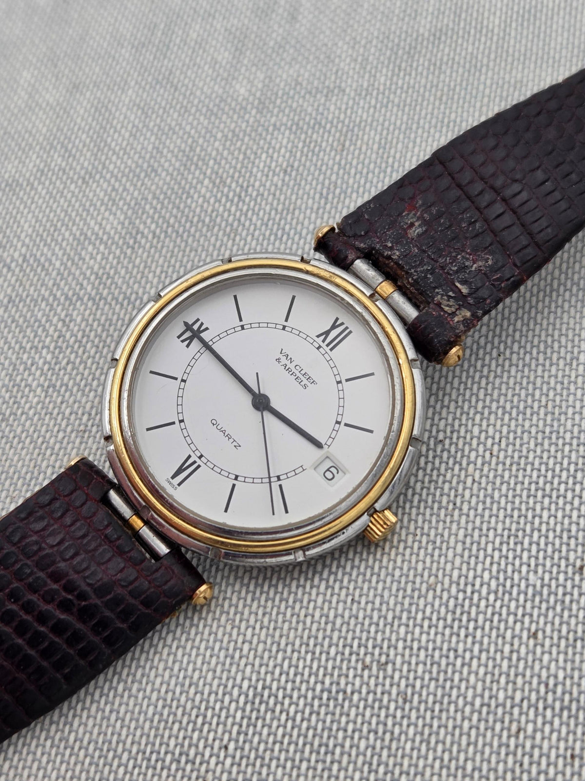 Van Cleef & Arpels La Collection 18k gold and steel quartz (243)